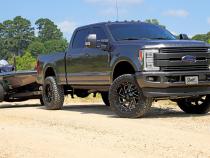 4 Inch King Edition 4-Link Lift Kit 2017-2022 Ford F-250 and F-350 Super Duty with King Front Coilovers and King Reservoir Rear Shocks 4WD Superlift